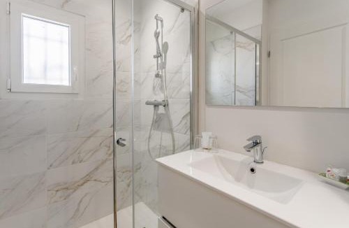 Taillades Bed & Breakfast | La Cigale Et La Fourmi