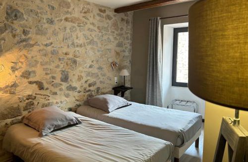 Saint-Auban-sur-L'Ouveze Hotel | La Clavelière