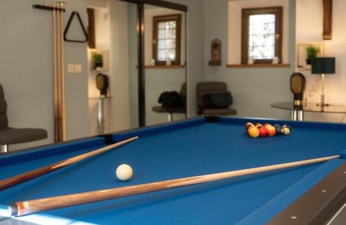 Vuillafans House | La Clef de Sol - Maison de charme au calme avec billard, idéal familles