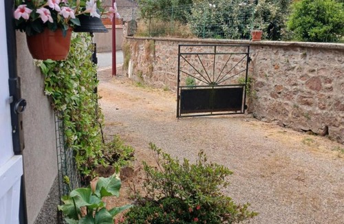 Andelaroche Apartment | La colline de Tara