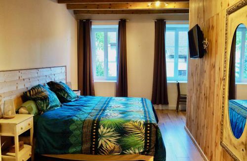 Collonges House | La Colonie d'Antan