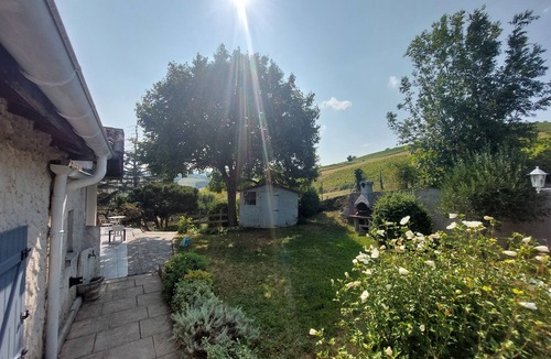 Le Perreon House | La Commanderie - Demeure de Charme Avec Piscine au Cœur du Beaujolais