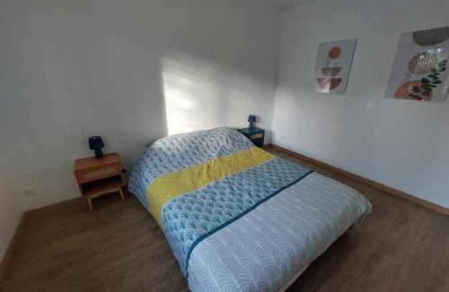 Le Perreon House | La Commanderie - Le Perreon
