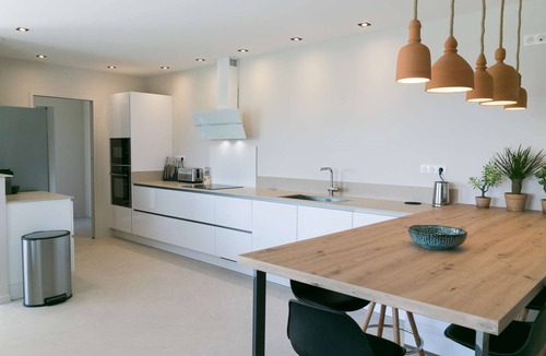 Sainte-Colombe Villa | La Contemporaine — Pool & Spa | Bersy Luxury®