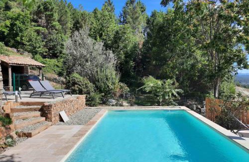 Chassiers House | La Croix Dupuy