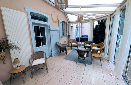 Saint-Etienne-en-Bresse House | La Demeure de l'Intendant - 15-person gîte with 9000m2 grounds and swimming pool