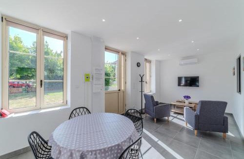 Bourbon-Lancy Apartment | La Demeure des Sources - Iris - Avec climatisation