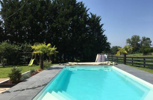 Saint-Seine-en-Bache Apartment | La Dolce Vita