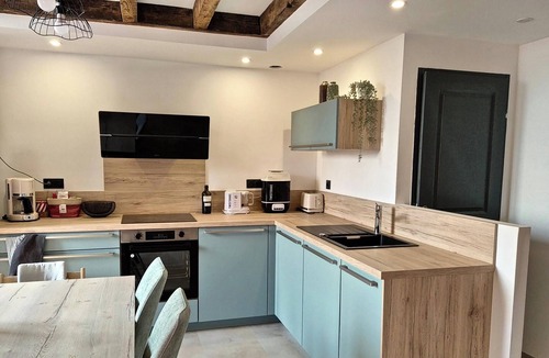 Paroisse Saint-Augustin-de-Chaux Apartment | La Faran'dole - The cosy cocoon on the edge of the greenway.