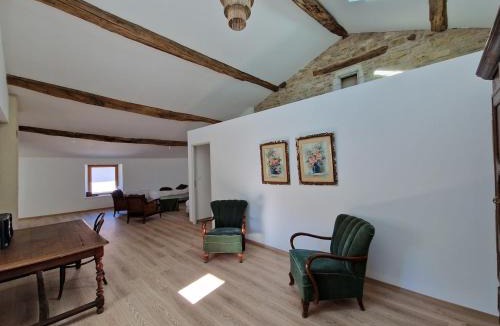 Vaudemont House | La Ferme Duval