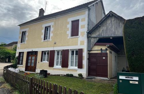 Sainte-Colombe-sur-Loing House | La Forge 4 personnes
