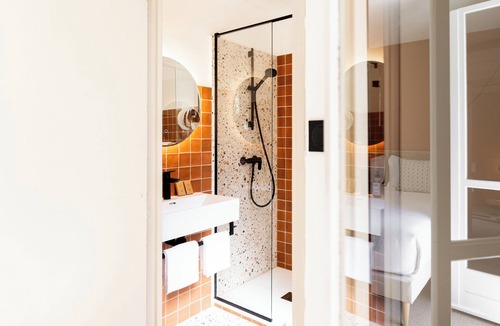Venasque Hotel | La Garrigue