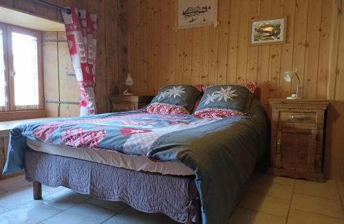 Les Gras Bed & Breakfast | La Grand'Raie Chambres et Table d'hôtes