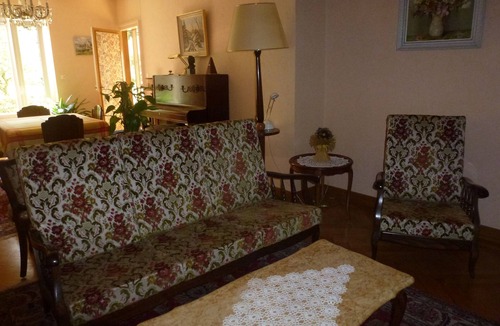 Chantraine House | LA HALTE des PRINCES - Beautiful private house with enclosed garden
