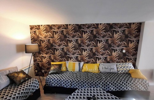 Vesoul House | La Halte Vésulienne, house for 17 people.