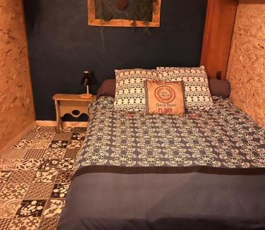 Blandin Bed & Breakfast | La k abane jacuzzi extérieur chauffée piscine de saison totalement privatisé