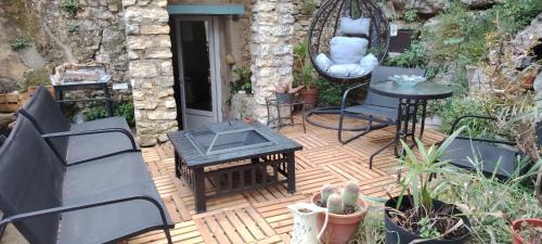 Montjoux House | La Lance