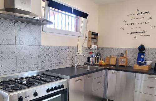 Lavilledieu Apartment | La Libellule - Bright, cozy and independent cottage