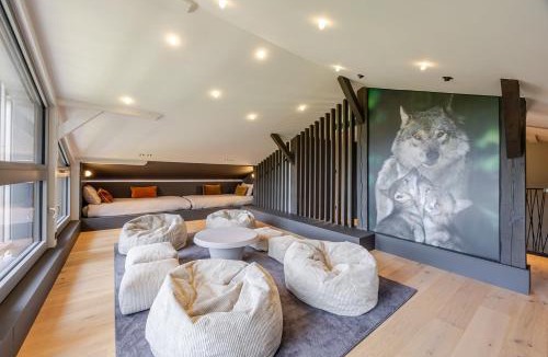 Gerardmer Villa | La Loge aux Loups, à 100 m du lac, piscine intérieure, climatisation, local vélos