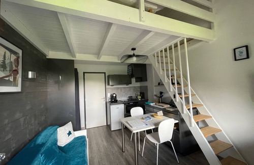 Mijoux Apartment | La Louvatière, in the heart of the village, the ideal place to discover the Monts Jura.
