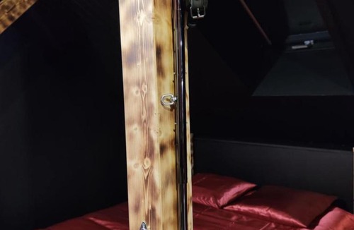 Arbois Apartment | La Love room