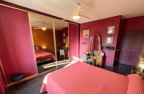 Saint-Paul-Trois-Chateaux House | La Maison de Madeleine, with garden and private swimming pool