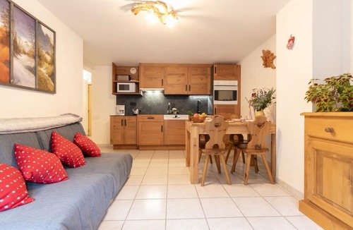 Val Cenis Apartment | La Madeleine Apartment – Val Cenis, 3 Stars, South-Facing Balcony