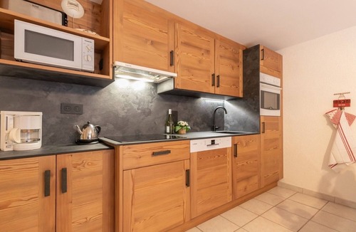 Val Cenis Apartment | La Madeleine Apartment – Val Cenis, 3 Stars, South-Facing Balcony