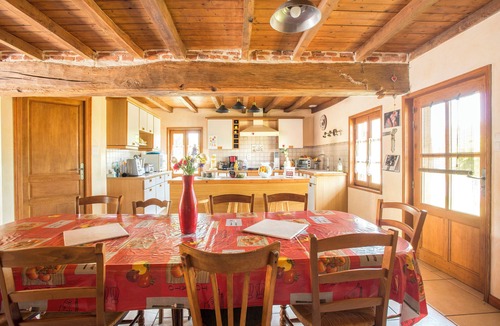 Saint-Martin-en-Bresse House | LA MAISON DU BONHEUR * Air-conditioned rooms.