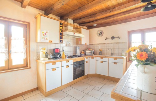 Saint-Martin-en-Bresse House | LA MAISON DU BONHEUR * Air-conditioned rooms.