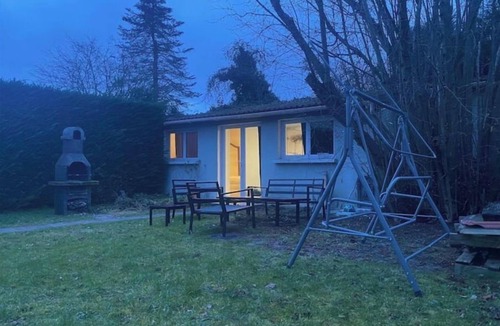 Plateau — Pyramide House | La maison bleue (4 km from Orly airport without planes)