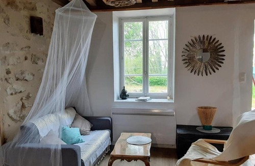 Dun-sur-Grandry House | La maison Bleue Nature et Balnéo en Bourgogne