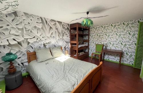 Pluvet Bed & Breakfast | La Maison d'Andrée - chambres et table d'hôtes