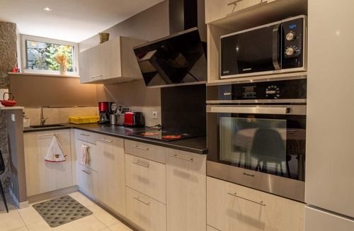 Le Buisson House | La Maison de Castanet between Aubrac and Margeride