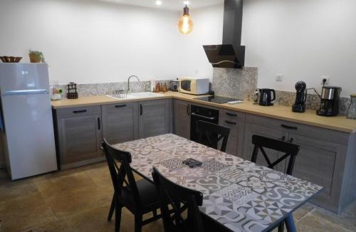 Gilley House | La maison de lave