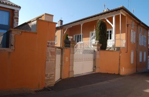 Charnay-les-Macon Apartment | La Maison de Marie