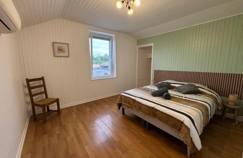 Ecuisses Villa | La Maison du Bief