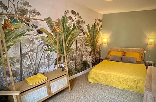 Largentiere Apartment | La Maison du bonheur GÎTE LE COQUET