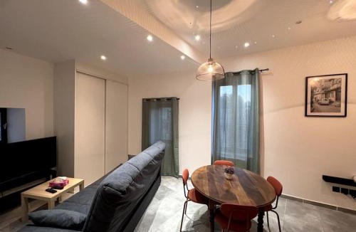 Chateauneuf-du-Rhone House | La Maison du Puits Carré