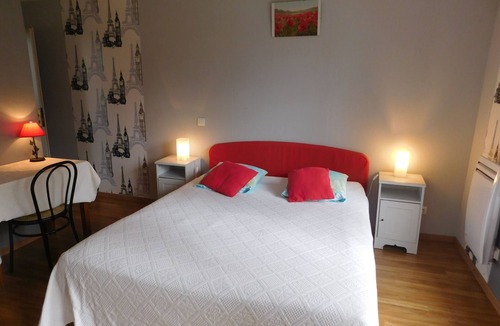 Les Maillys Bed & Breakfast | La maison du parc: the calm of the countryside