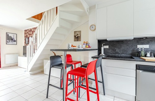 Chilly-Mazarin House | La Maison Mazarin - Detached house near the city center, cinema and Orly Airport