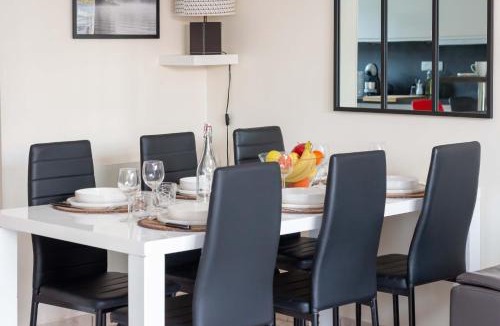 Chilly-Mazarin Villa | La Maison Mazarin
