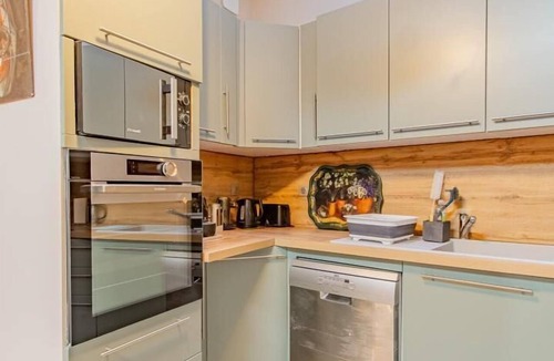 Mazille House | La Maison sur la Place