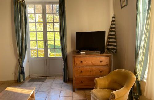 Forges-les-Bains House | La Manufacture Royale de Bains