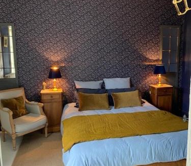 Marchampt Bed & Breakfast | La Nuit de Bacchus