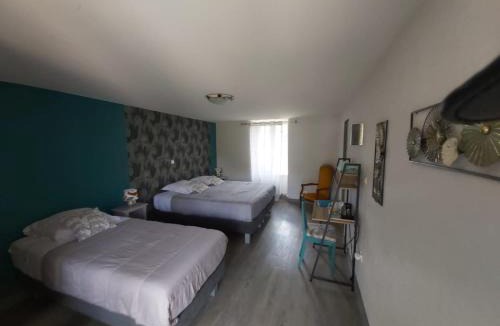 Aze House | LA PASSIFLORE