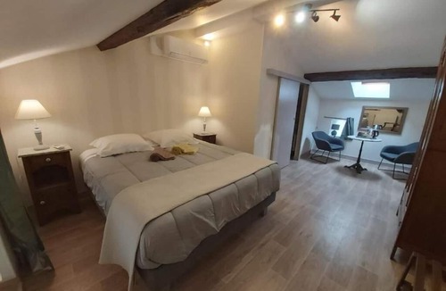 Aze House | La Passiflore