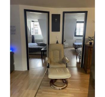 Besancon Old Town Apartment | la pause en ville