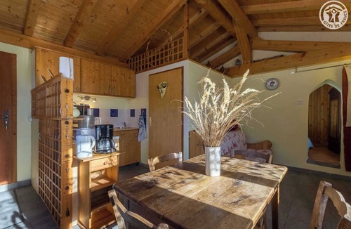 Bramans House | La Petite Grive Musicienne