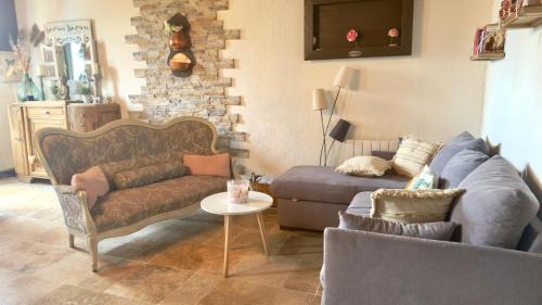 Voudenay Apartment | La Petite Maison - 4 voyageurs
